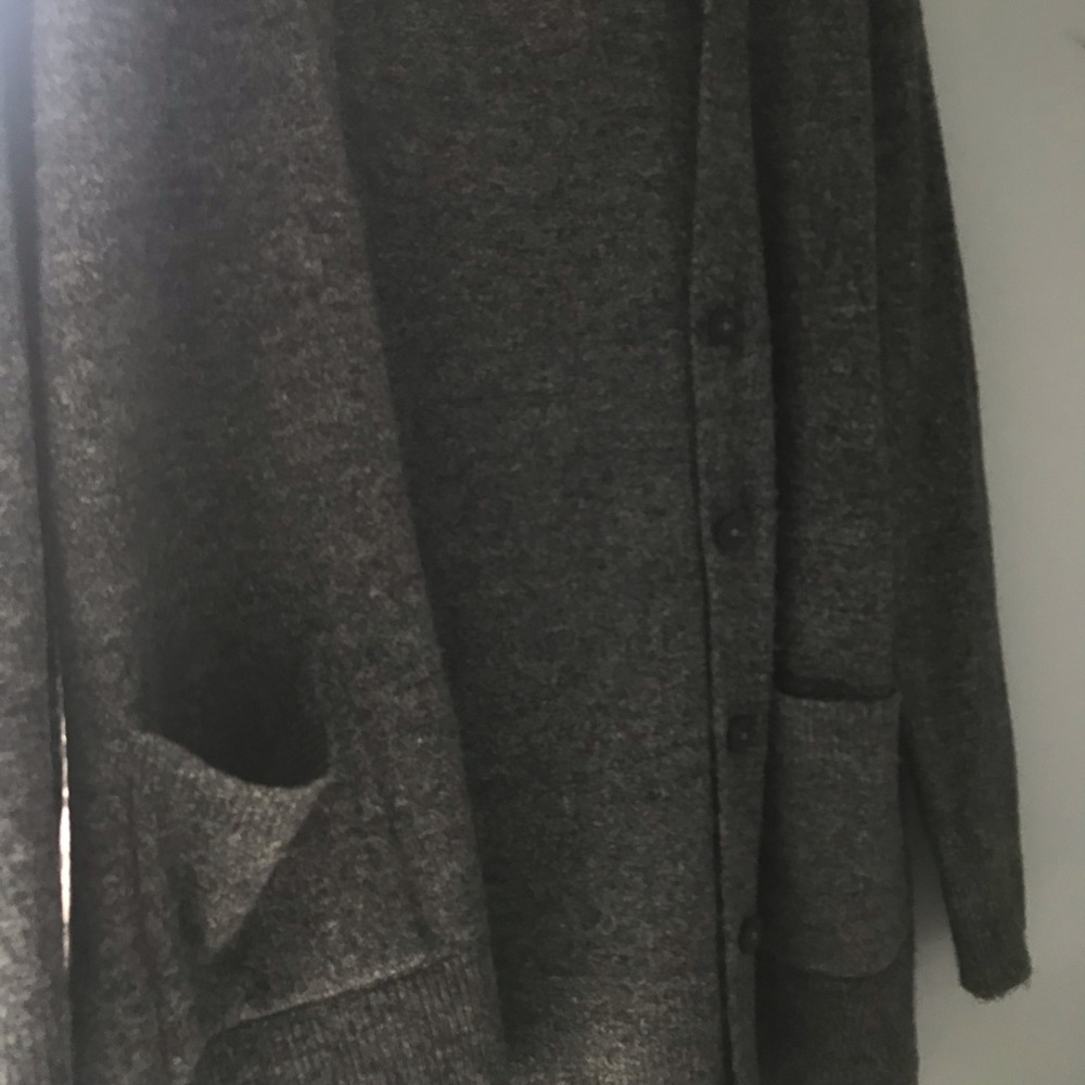 Cardigan - Picture 4 of 4